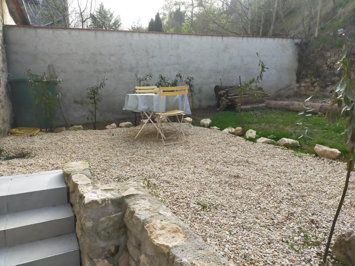 Logement Entier Dans Village Calme Guillerval Exterior photo